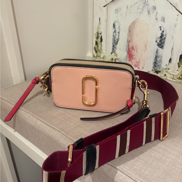 Marc Jacobs Snapshot Pink and Burgundy Crossbody Bag - Picture 3 of 7